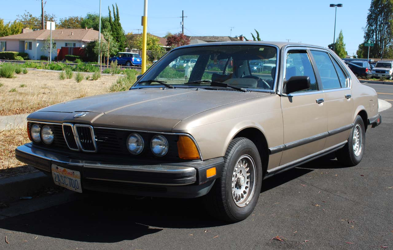 Illustration for article titled 1984 BMW 733i